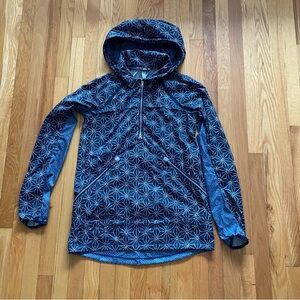 Lululemon Athletica Navy and White Patterned Jacket - super light coat